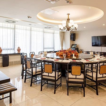 Lds Hotel Belgrado Esterno foto